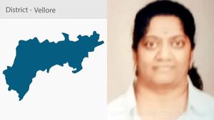  வேலூர் ஜெகலட்சுமி சிக்கிட்டாங்க.. தென்னந்தோப்பில் காதல் மனைவி செய்த காரியம்.. வாழ்நாள் சான்றிதழ் வேற