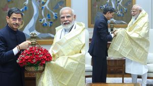 டெல்லியில் பிரதமர் மோடியுடன் சந்திப்பு ஏன்? தமிழ்நாடு ஆளுநர் ஆர்.என்.ரவி வெளியிட்ட தகவல்! 