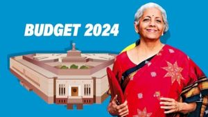 10 ஆண்டுகளில் பெண்கள் நலனுக்காக மத்திய பட்ஜெட் ஒதுக்கீடு 281.8% உயர்வு: பொருளாதார ஆய்வறிக்கை! 