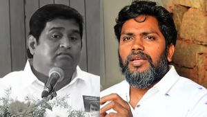 ஆம்ஸ்ட்ராங் கொலைக்கு நீதி வேண்டும்.. தலித் தலைவர்களுக்கு பாதுகாப்பு! பா.ரஞ்சித் தரப்பு கோரிக்கை..!