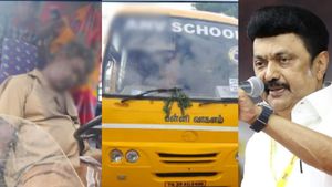  மரண தருவாயிலும் இளம் பிஞ்சுகளின் உயிரை காத்த டிரைவர் மலையப்பன்.. மனிதநேய செயலால் கலங்கிய ஸ்டாலின்!