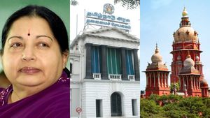 ஜெயலலிதா அப்பல்லோவில் இருந்தபோது நடந்த ‘மர்ம’ சம்பவங்கள்.. தமிழக அரசுக்கு ஐகோர்ட் பரபர உத்தரவு!