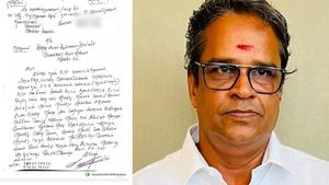 'மூஞ்சியை உடைச்சிடுவேன்'; பாஜக நிர்வாகிக்கு மிரட்டல்.. சென்னை கிழக்கு மாவட்ட பாஜக தலைவர் மீது வழக்கு