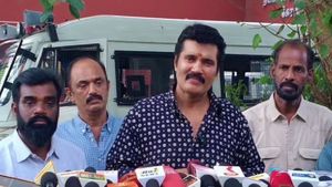 கவுண்டம்பாளையம் திரைப்படம் இன்று ரிலீஸ் இல்லை.. திடீரென யூடர்ன் அடித்த ரஞ்சித்.. காரணம் என்ன? 