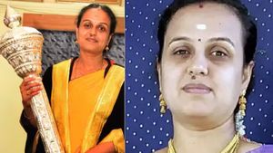காஞ்சிபுரம் மேயருக்கும் சிக்கல்.. போர்க்கொடி தூக்கிய கவுன்சிலர்கள்.. 29-ல் நம்பிக்கையில்லா தீர்மானம்