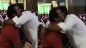  சீமானை பார்த்ததுமே கட்டியணைத்த அண்ணாமலை.. நெகிழ வைத்த கோவை.. 2 பேருக்கும் எவ்வளவு பாசம் பாருங்க 