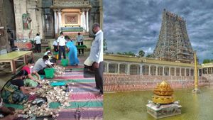 தங்கம் + ரொக்கப்பணம்..  மதுரை மீனாட்சி அம்மன் கோயில் உண்டியல் வசூல் எவ்வளவு? பக்தர்கள் தாராளம் 