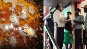 கேஎஃப்சி.. தூத்துக்குடி ஹோட்டலில், ஃபிரிட்ஜை திறந்ததுமே மிரண்ட ஆபிசர்ஸ்.. KFC கஸ்டமர்களும் அதிர்ச்சி
