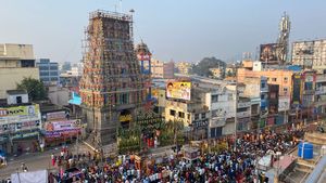சேலம் கோட்டை மாரியம்மன் கோவில் ஆடி திருவிழா.. சென்னை உயர்நீதிமன்றம் போட்ட அதிரடி உத்தரவு 
