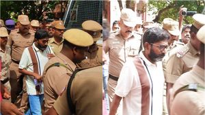 சென்னை - கரூர்.. பிரியாணி கடை உரிமையாளர் வழக்கு.. வேலை பார்த்தவரால் சவுக்கு சங்கருக்கு புதிய சிக்கல்
