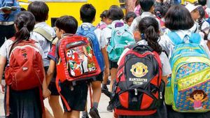எப்படி யோசிக்கிறாங்க.. இனி ஸ்கூலுக்கு பேக் கொண்டு வர வேண்டாம்.. கேரள அரசாங்கத்தின் அடுத்த அதிரடி 
