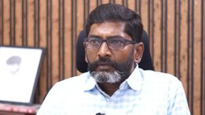 அடுத்தடுத்து கிடைக்கும் ஜாமீன்.. 2 நாட்களில் வெளியே வருகிறாரா சவுக்கு சங்கர்? வழக்கறிஞர்கள் பரபர 