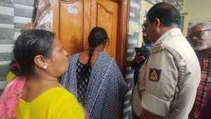 தலைக்கேறிய உல்லாசம்.. வாசல்ல வந்து நின்ற மனைவி.. எஸ்.பிக்கு பறந்த போன்.. ஏடாகூடமா சிக்கிட்டாரு ஏட்டு