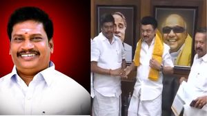 யார் இந்த அன்னியூர் சிவா..  திமுகவில் 35 வருட அரசியல்வாதி.. முதல் முறையாக கிடைத்த வாய்ப்பிலே சிக்சர்! 