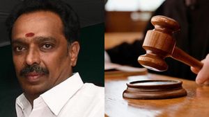 அதிமுக மாஜி அமைச்சர் எம் ஆர் விஜயபாஸ்கருக்கு சிக்கல்.. முன்ஜாமீன் மனு மீண்டும் தள்ளுபடி 