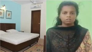 சிவகாசியில் ஒரு வருடமாக 10ம் வகுப்பு மாணவனுடன் அத்துமீறி வந்த பவித்ரா டீச்சர்.. சிக்கியது எப்படி? 