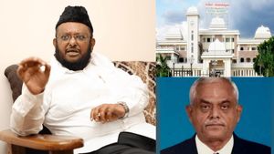ஊழல்வாதிக்கு துணை போகலாமா? சேலம் பெரியார் பல்கலை துணைவேந்தர் பதவி நீட்டிப்புக்கு ஜவாஹிருல்லா கண்டனம் 