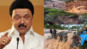  நிவாரண பணிகளில் கேரளாவுக்கு உதவிக்கரம்! வயநாடு சென்றடைந்தது தமிழக ஐஏஎஸ் அதிகாரிகள் குழு! 