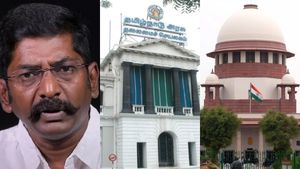சவுக்கு சங்கருக்கு இடைக்கால ஜாமீன்..குண்டர் தடுப்புச் சட்ட வழக்கில் திருப்பம்..உச்ச நீதிமன்றம் அதிரடி