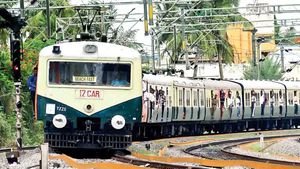 சென்னை மின்சார ரயில்கள் ரத்து.. ஆகஸ்ட் 18 வரை ரயில் சேவையில் மாற்றம்! எப்போது வழக்கம் போல இயங்கும்? 