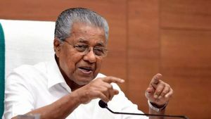 வயநாடு நிலச்சரிவு.. உயிரிழந்தவர்களின் குடும்பத்திற்கு ரூ.6 லட்சம் நிவாரணம்! பினராயி விஜயன் அறிவிப்பு 