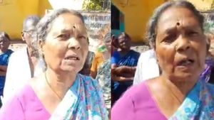 தர்மபுரியில் டுவிஸ்ட்.. மதுக்கடை வேணாம்.. ரூ.100 தந்து எங்களை அப்படி சொல்ல சொன்னாங்க: பெண்கள் பேட்டி