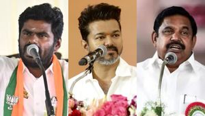 அண்ணாமலைக்கு மைக் வியாதி, விஜயுடன் கூட்டணியா - எடப்பாடி பழனிசாமி பதில் 