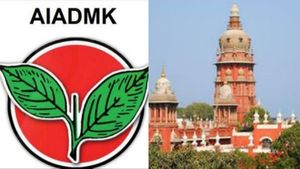 வேறு ஒருவர் நிலத்தில் பொறியியல் கல்லூரி.. அதிமுக முன்னாள் எம்எல்ஏ மீது வழக்கு! உயர்நீதிமன்றம் அதிரடி 