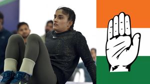  வினேஷ் போகத் தகுதி நீக்கம்.. வெற்றியை சகிக்க முடியாதவர்களின் சதி இது! காங்கிரஸ் விமர்சனம்