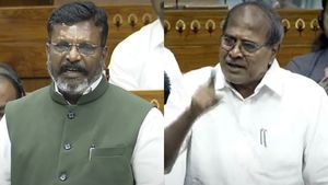 மத சுதந்திரம் பறிப்பு-மக்கள் ஒற்றுமை சீர்குலைப்பு- வக்பு மசோதாவுக்கு எதிராக திருமாவளவன், சுப்பராயன்!