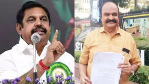 எடப்பாடி பழனிசாமியே மன்னிப்பு கேட்டுள்ளார்.. தேர்தல் ஆணையத்தில் புகழேந்தி மனுவால் புதிய சிக்கல் 