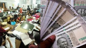 7வது ஊதியக்குழு அசர வைத்த முடிவு.. மத்திய அரசு ஊழியர்களுக்கு எவ்வளவு சம்பள உயர்வு? முக்கிய முடிவு? 