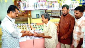 பம்பர் லாட்டரியில் அதிர்ஷ்டம்.. கோவையில் ஆச்சரியம்.. கோழிக்கோடு வரை ஒரே பரபரப்பு.. யாரந்த கடைக்காரர்