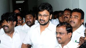 துரை தயாநிதி எப்படி இருக்கிறார்? வேலூர் சிஎம்சி மருத்துவமனையில் 4 மாதம் கழித்து நடந்த அந்த மாற்றம் 