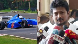  சென்னையில் ஃபார்முலா 4 கார் ரேஸ்.. பொதுமக்கள் இலவசமாக பார்க்கலாம்.. உதயநிதி கொடுத்த சர்ப்ரைஸ்!