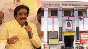Devanathan Yadav:ரூ 525 கோடி மோசடி புகார்.. பதுங்கியிருந்த சிவகங்கை பாஜக வேட்பாளர் தேவநாதன் யாதவ் கைது 