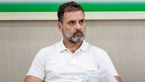  குற்றவாளியை காப்பாற்ற முயற்சி.. கொல்கத்தா மருத்துவர் பலாத்கார கொலை குறித்து ராகுல் காந்தி ஆவேசம்!