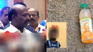 10 ரூபாய் கூல்ட்ரிங்க்ஸ்.. வாயில் நுரை தள்ளி மயங்கிய சிறுமி! பிஞ்சு உயிர் போச்சே.. கதறும் பெற்றோர்!