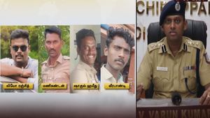 திருச்சி எஸ்ஐ உள்பட 4 பேர்  சஸ்பெண்ட்.. ரூ.1.20 லட்சம் லஞ்சத்தால் வந்த சிக்கல்! எஸ்பி வருண்  உத்தரவு