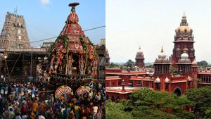 ஸ்ரீவில்லிபுத்தூர் ஆண்டாள் கோவில் விழா!  டீ-சர்ட்டில் சாதி அடையாளம் கூடாது.. உயர்நீதிமன்றம் அதிரடி.!