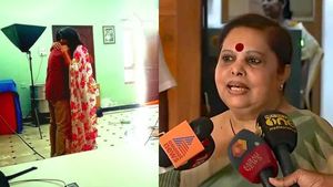 கொடுமை.. கட்டி பிடிக்கும் சீனுக்கு 17 முறை ரீடேக் வாங்கிய நடிகர்! ஹேமா அறிக்கையில் நடிகை குமுறல்! 