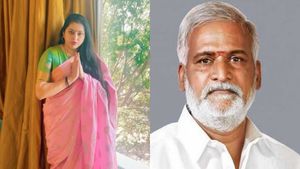 சகோதரி நமீதாவுக்காக வருந்துகிறோம்! மதுரை மீனாட்சியம்மன் கோயில் விவகாரம் குறித்து சேகர் பாபு கருத்து 