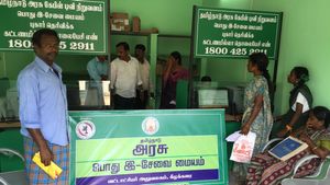 அரசு இ-சேவை மையங்களில் குவியும் மக்கள் கூட்டம்.. ஆதார் கார்டில் அப்டேட் செய்வதில் புதிய சிக்கல் 