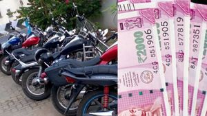  ஹெல்மெட் இருக்கா? லைசென்ஸ்? வாடகை வாகனங்களை ரோட்டில் நிறுத்தினால் ரூ.10000 அபராதம்.. எங்கேனு பாருங்க