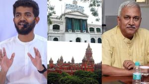 நீங்க வேணா பாருங்க.. மகாவிஷ்ணு கைதுக்கு, நீதிமன்றத்தில் அரசு நன்கு வாங்கிக் கட்டப்போகிறது- நாராயணன்