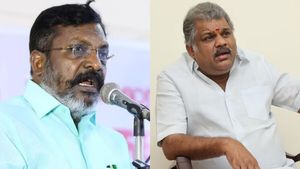 ஜோக் காட்றீங்களா.. அதிகாரமே கையில் இருக்கு.. அவர்களை வைத்தே மாநாடா.. திருமாவை விளாசிய ஜி.கே.வாசன் 