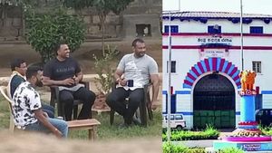 தர்ஷன் மட்டும் என்ன ஸ்பெஷலா.. எங்களுக்கும் பீடி, சிகரெட் கொடுங்க.. கைதிகள் உண்ணாவிரதம்