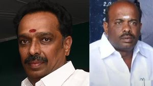  மாஜி அமைச்சர் எம்.ஆர்.விஜயபாஸ்கரின் தம்பியை போலீஸ் கஸ்டடியில் எடுத்து விசாரிக்க நீதிமன்றம் அனுமதி!