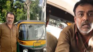 எங்கே செல்கிறது பெங்களூர்? வட இந்திய மாணவியை அடித்து கைதான ஆட்டோ டிரைவருக்கு கன்னடர்கள் நிதி உதவி