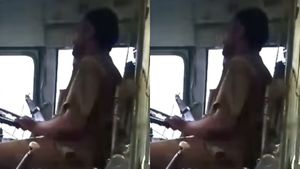 திருப்பூரில் பஸ் ஓட்டுறது யார்னு தெரியுதா? காதுல வெச்ச செல்போனை எடுக்கவேயில்லை.. தமிழக அரசு அதிரடி